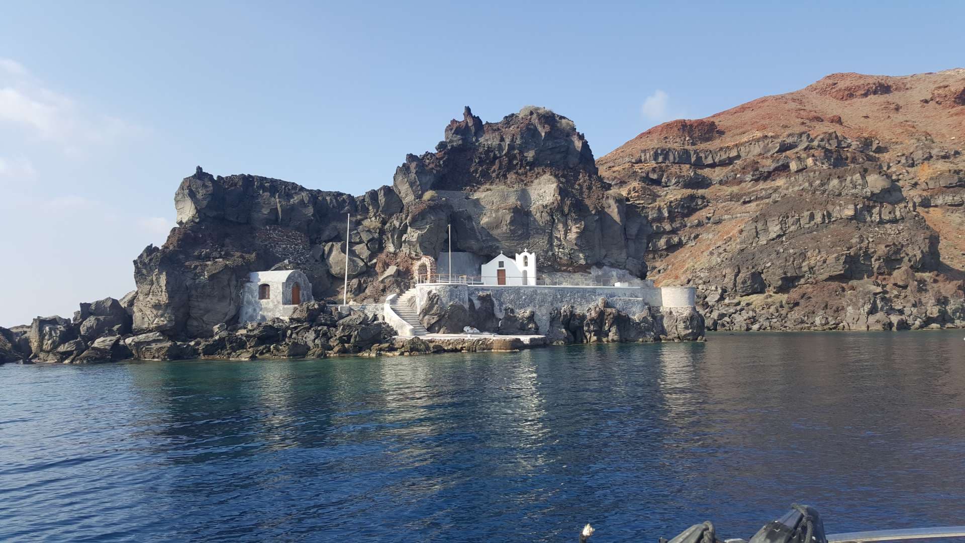 Thirasia Island